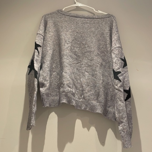 Theo and Spence sweater - Picture 2 of 2